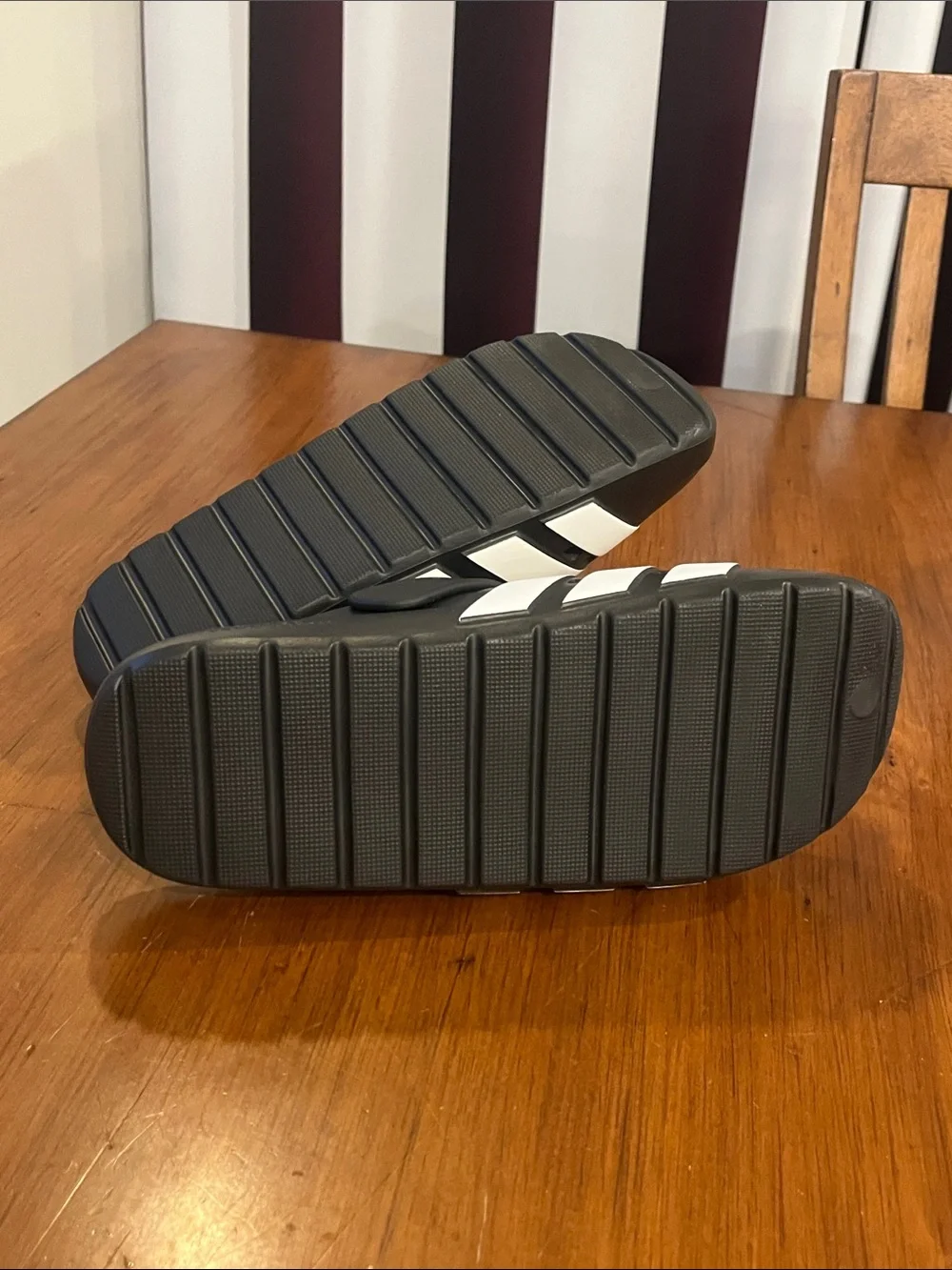 Adidas Adilette Clog 2.0 Shoes JQ8058 new black white Mens Size 9 / Women’s 10